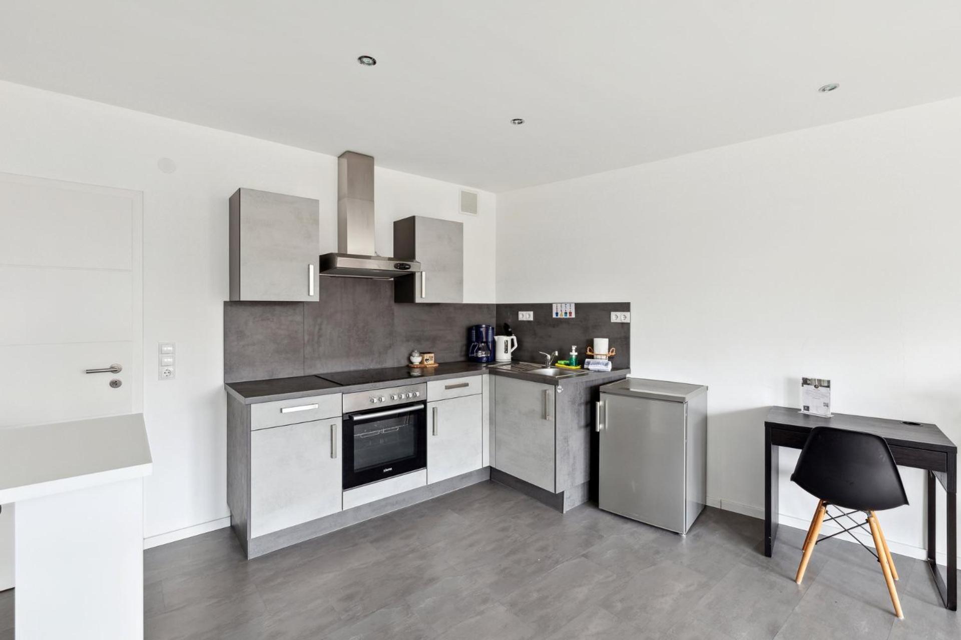 Sali Homes - Charming Studio Apartment In Heart Of Bayreuth With Balcony Exterior foto